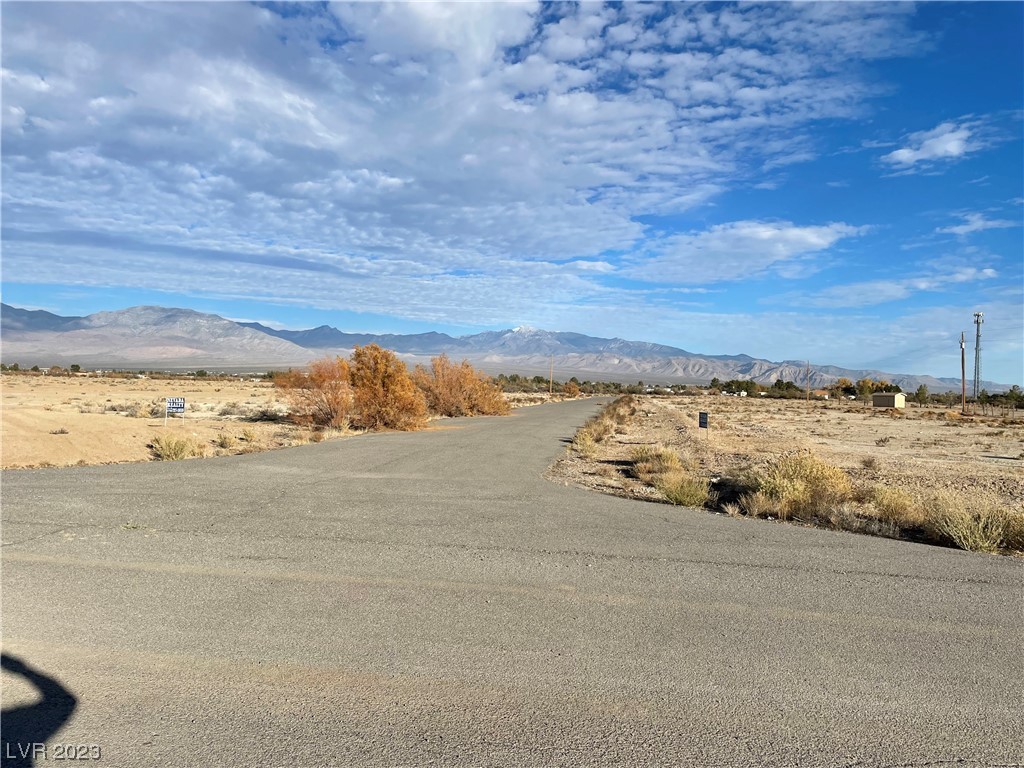 2460 W MARY BETH Court, Pahrump