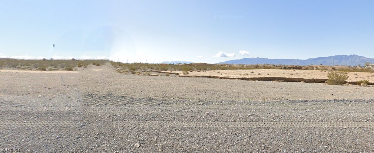 1271 E MESQUITE, Pahrump 89060