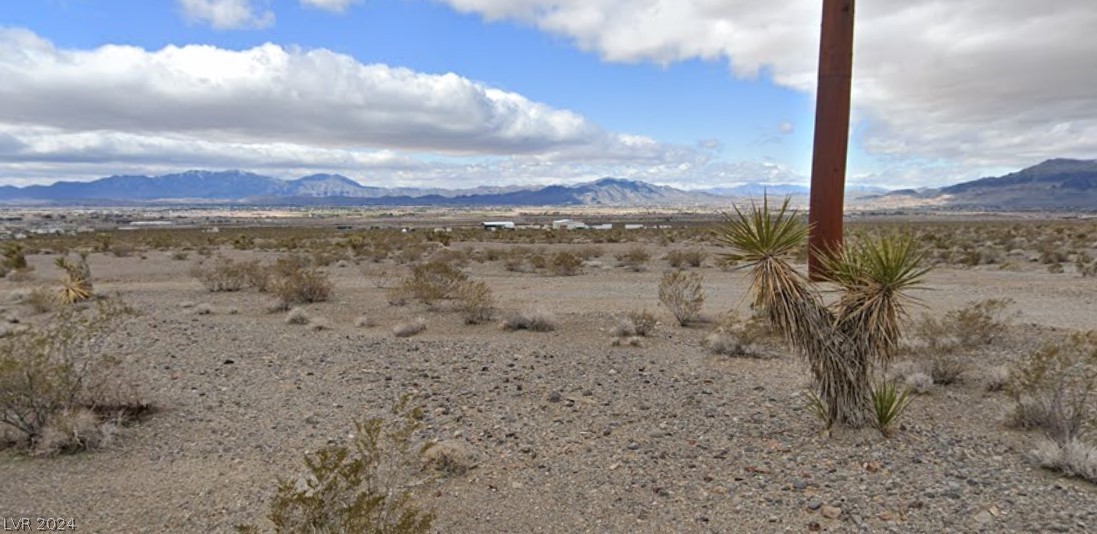 940 N Higley Road, Pahrump