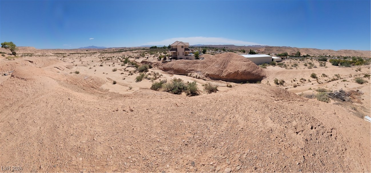 Photo 19 of 25, 00 N Moapa Valley Blvd