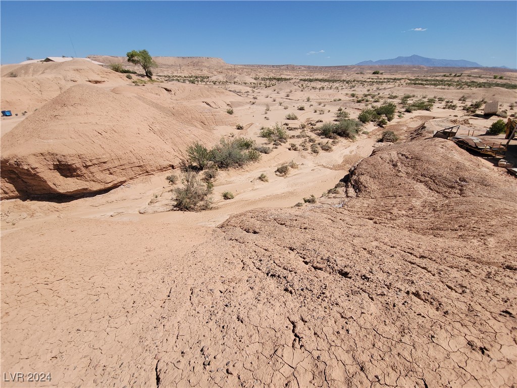 Photo 11 of 25, 00 N Moapa Valley Blvd