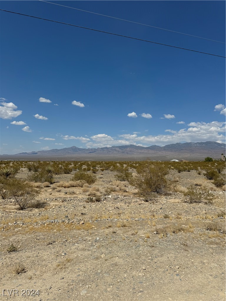 Photo 4 of 1410 E Blosser Ranch Road
