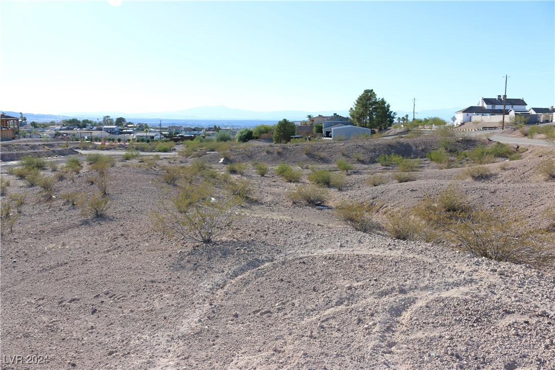 Photo 5 of Cadiz Avenue