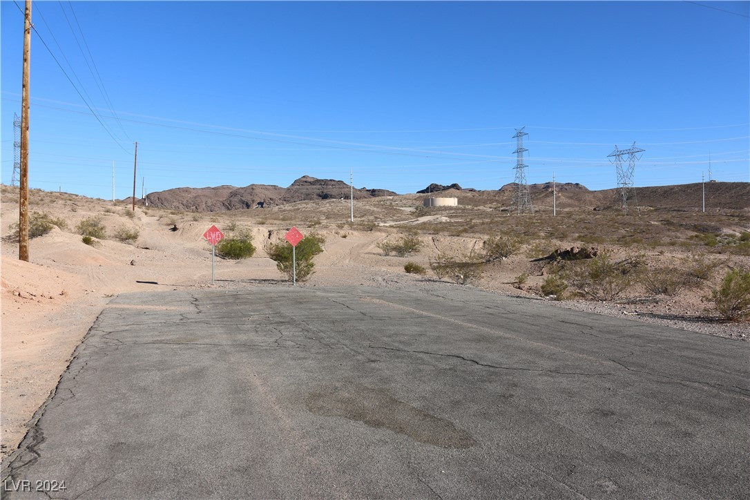 Photo 24 of 26, Cadiz Avenue
