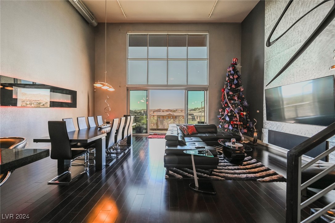 Photo 16 of 51, 11441 Allerton Park Drive #214