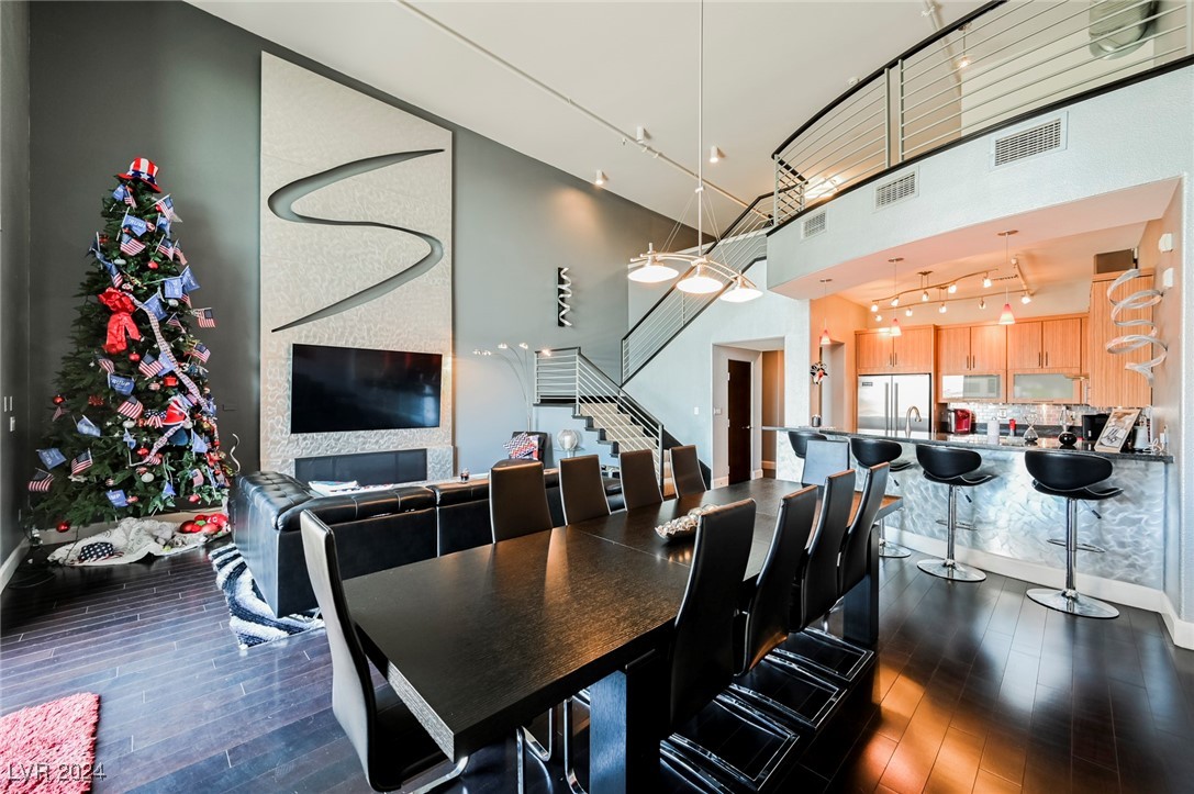 Photo 18 of 51, 11441 Allerton Park Drive #214