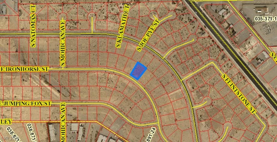 2210 E Ironhorse Street, Pahrump 89048