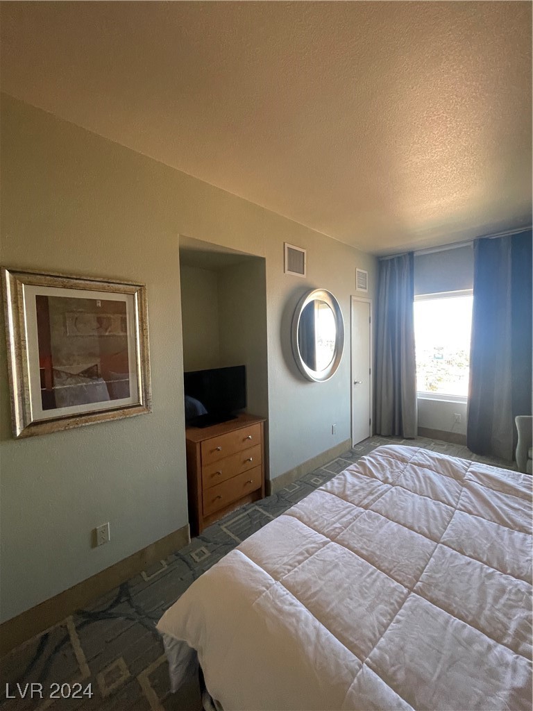 Photo 26 of 35, 211 E Flamingo Road #614