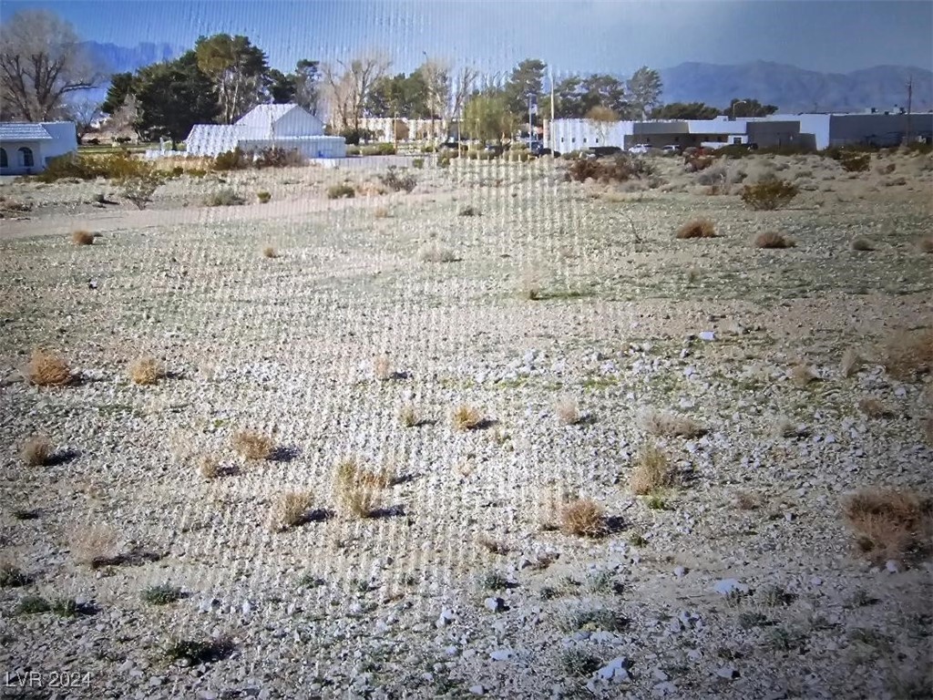 1881 E Jumping Fox Street, Pahrump
