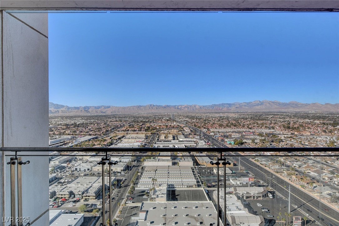 Photo 25 of 29, 4381 W Flamingo Road #3309