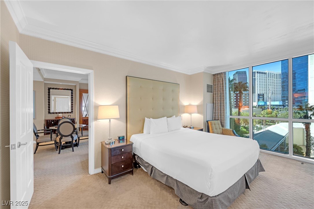 Photo 34 of 41, 135 E Harmon Avenue #221
