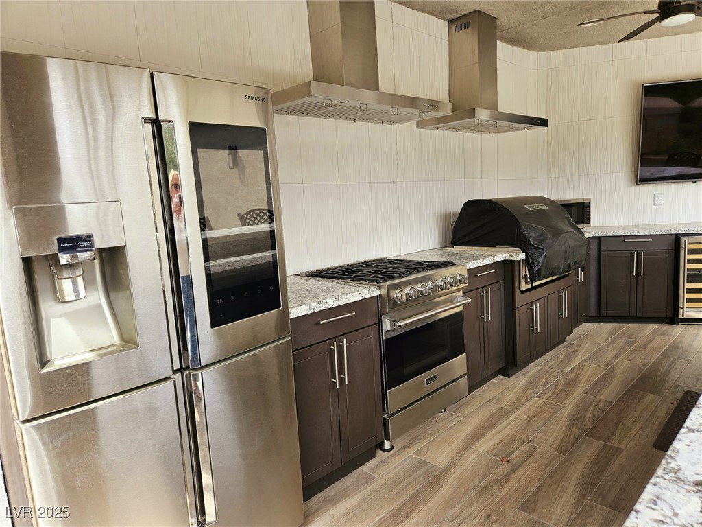 Photo 10 of 37, 8175 Arville Street #14