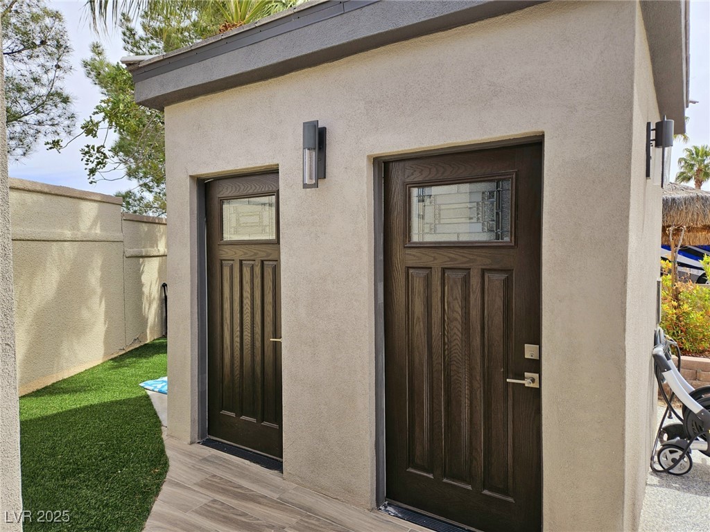 Photo 15 of 37, 8175 Arville Street #14