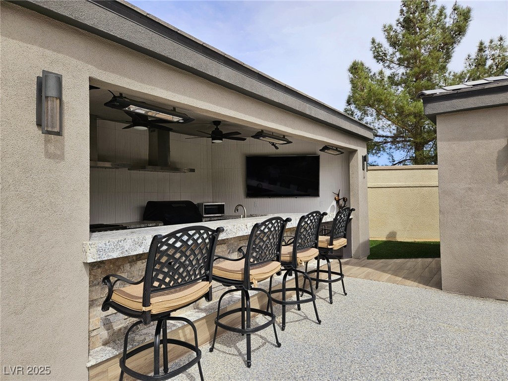Photo 18 of 37, 8175 Arville Street #14