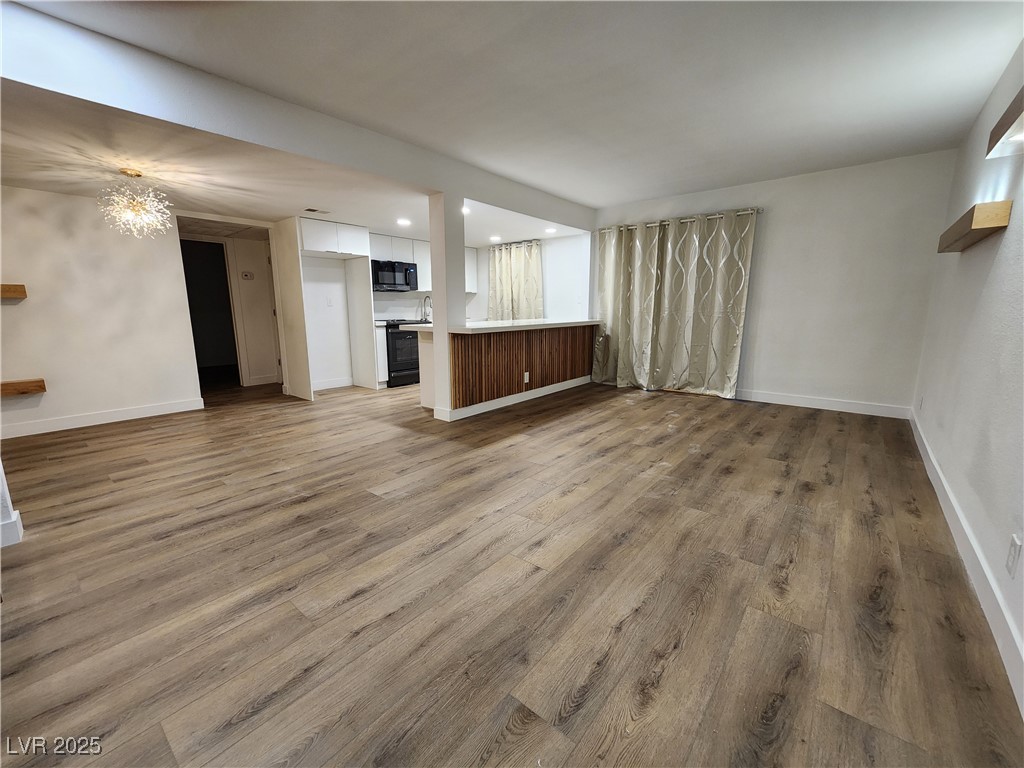 Photo 16 of 54, 4981 River Glen Drive #63