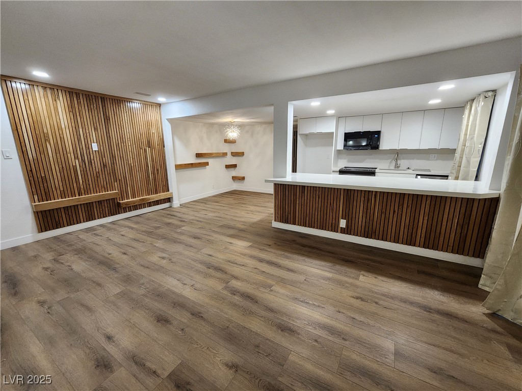 Photo 23 of 54, 4981 River Glen Drive #63