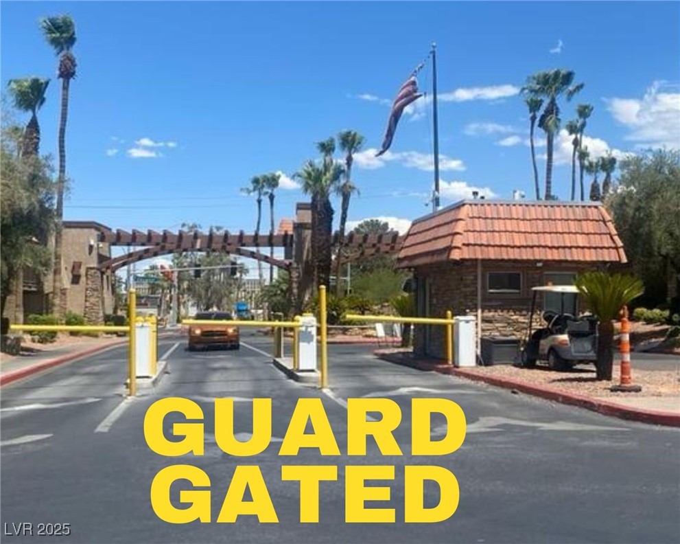 4981 River Glen Drive #63, Las Vegas 89103