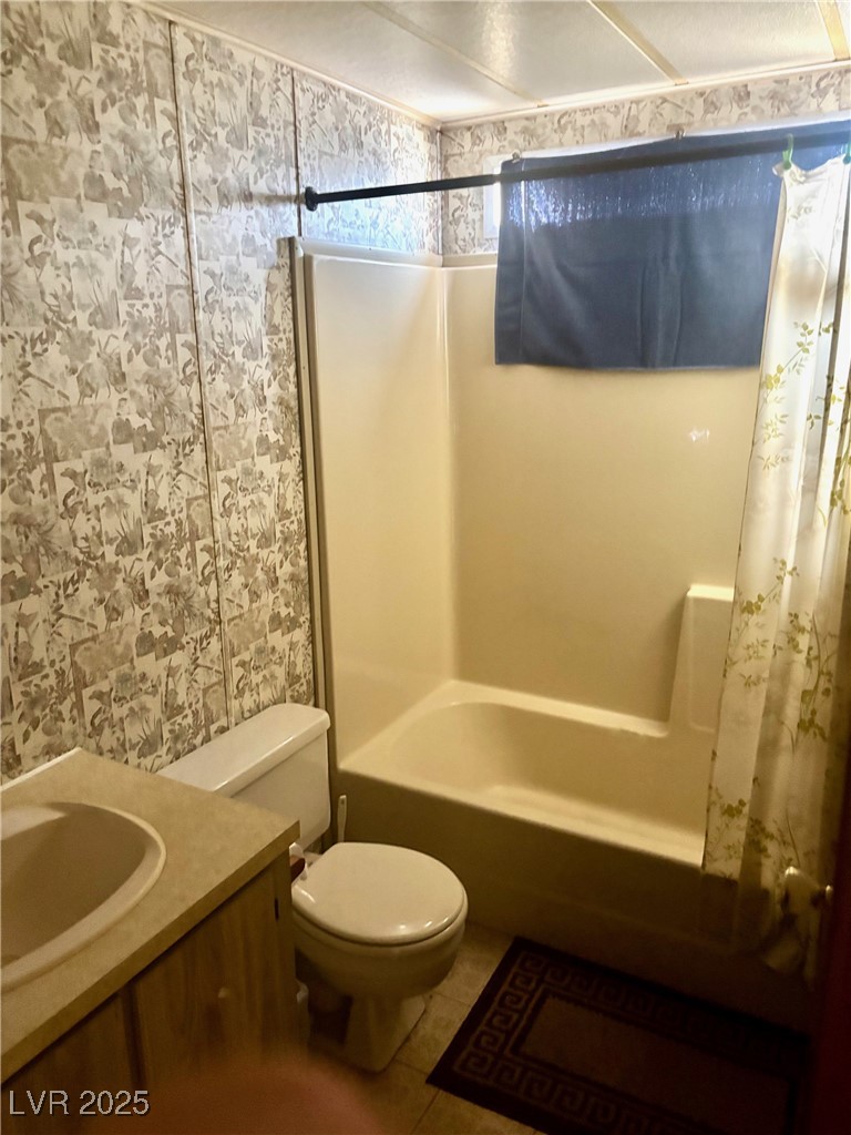 Photo 20 of 42, 3030 W Basin Avenue
