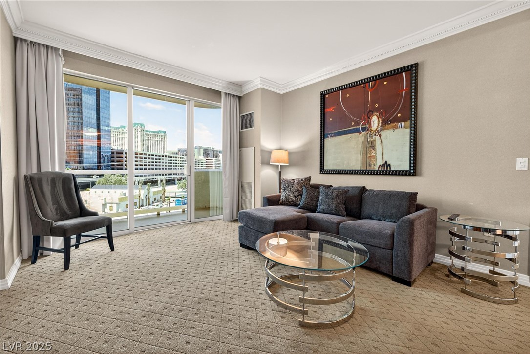 Photo 8 of 34, 125 E Harmon Avenue #321