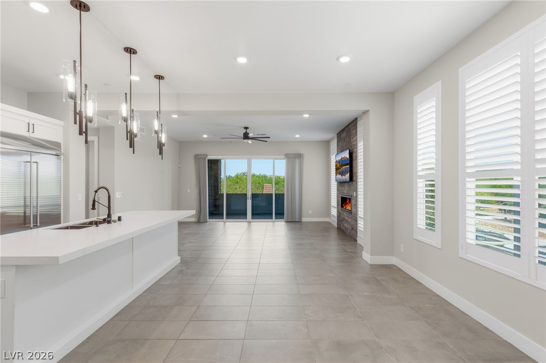 Photo 5 of 11280 Granite Ridge Drive #1012