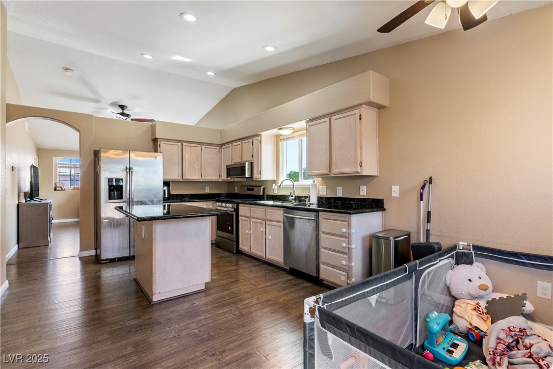 Photo 8 of 18, 7553 Durham Hall Avenue #201