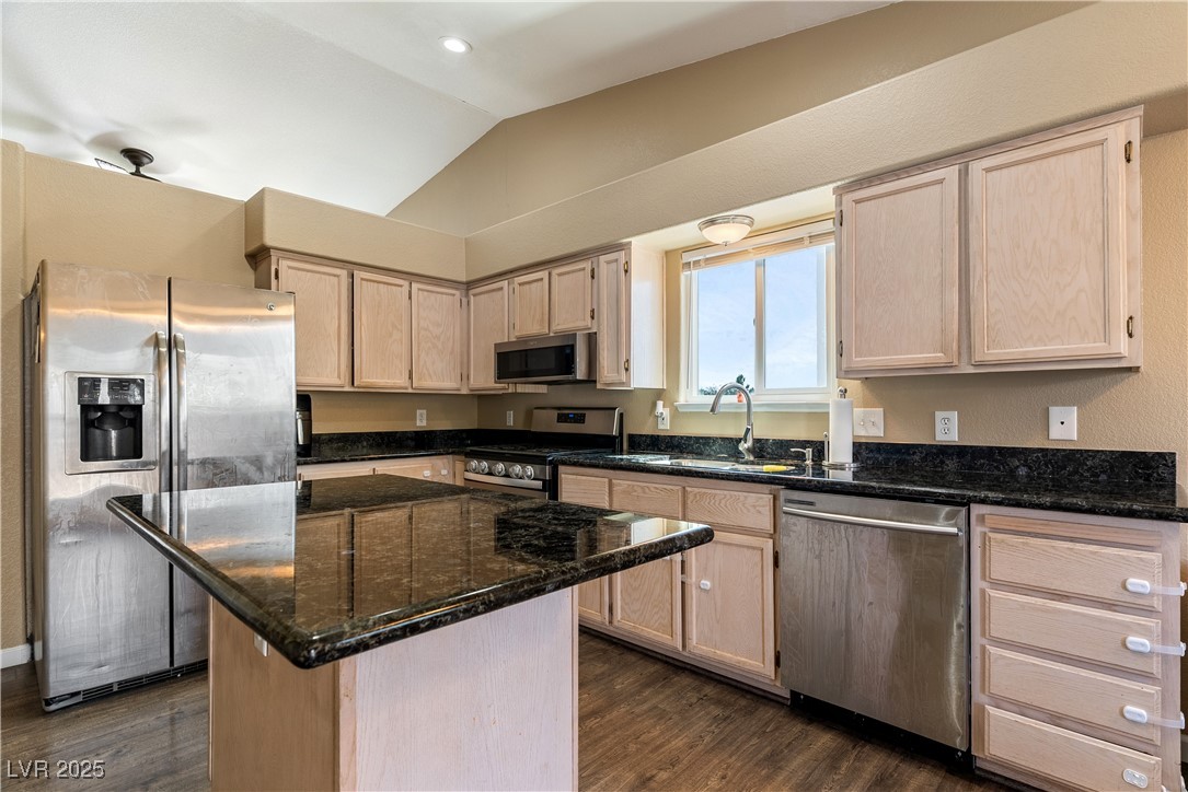 Photo 9 of 18, 7553 Durham Hall Avenue #201