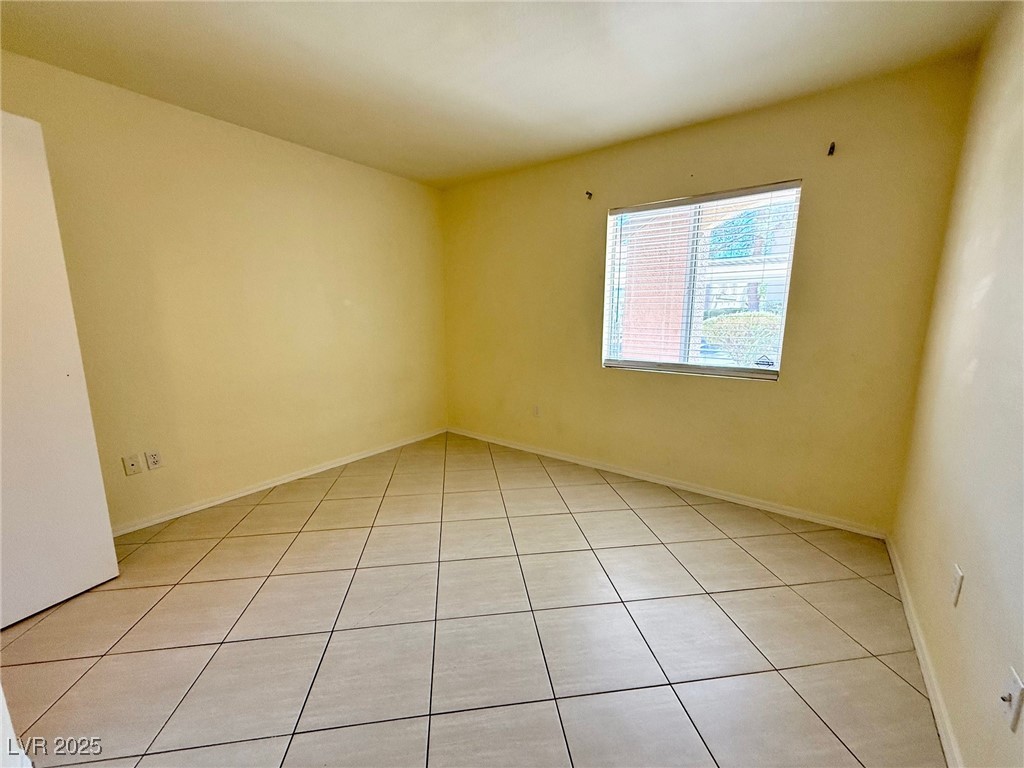 Photo 10 of 16, 7885 W Flamingo Road #1101