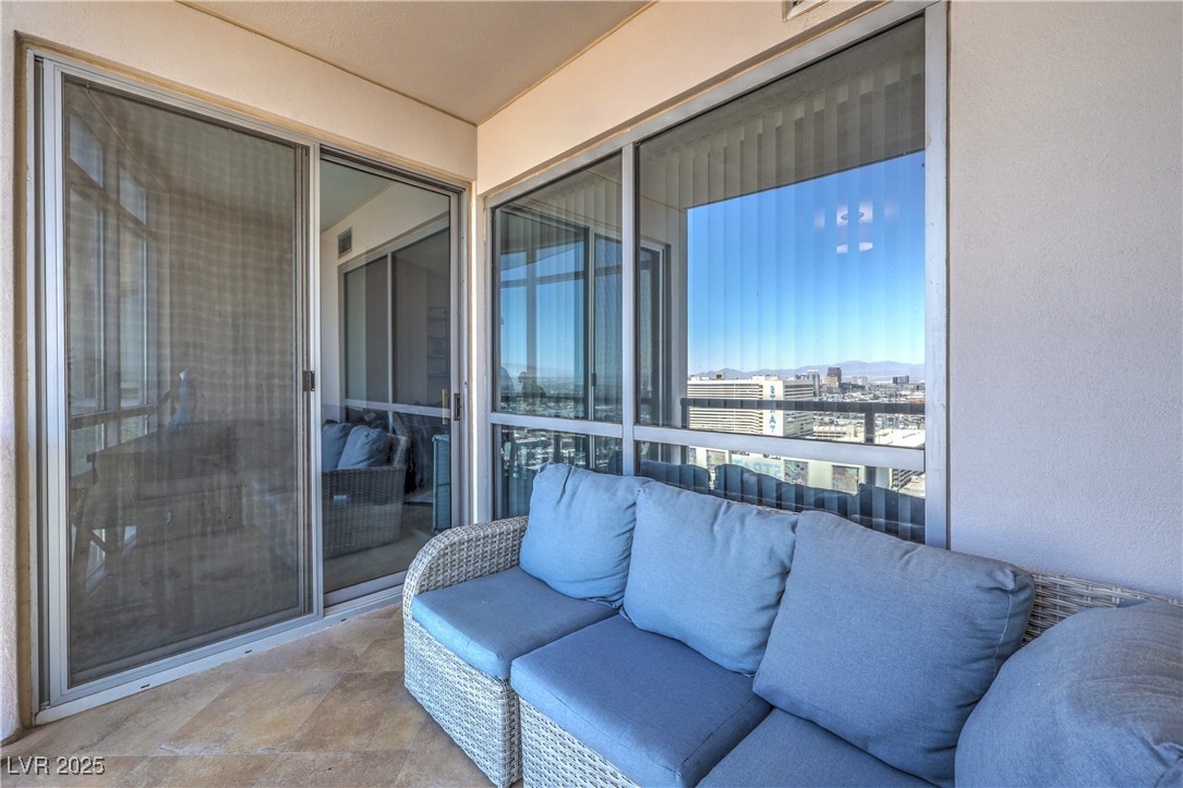 Photo 28 of 40, 200 W Sahara Avenue #2210