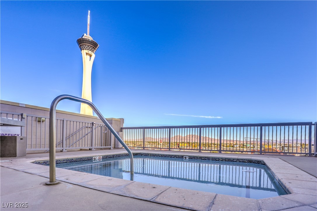Photo 38 of 40, 200 W Sahara Avenue #2210