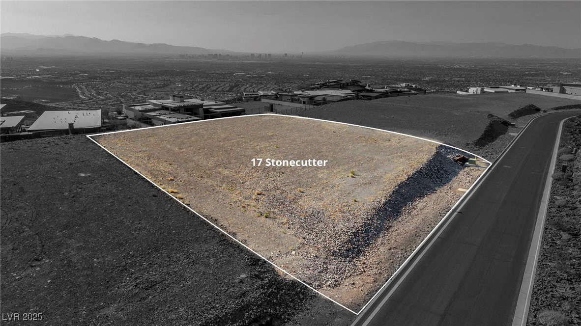 Photo 2 of 17 Stonecutter - Land Court
