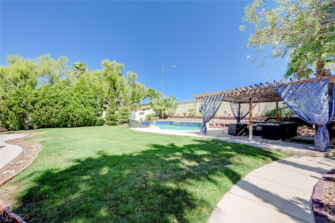 Photo 30 of 37, 8960 Lansberry Court