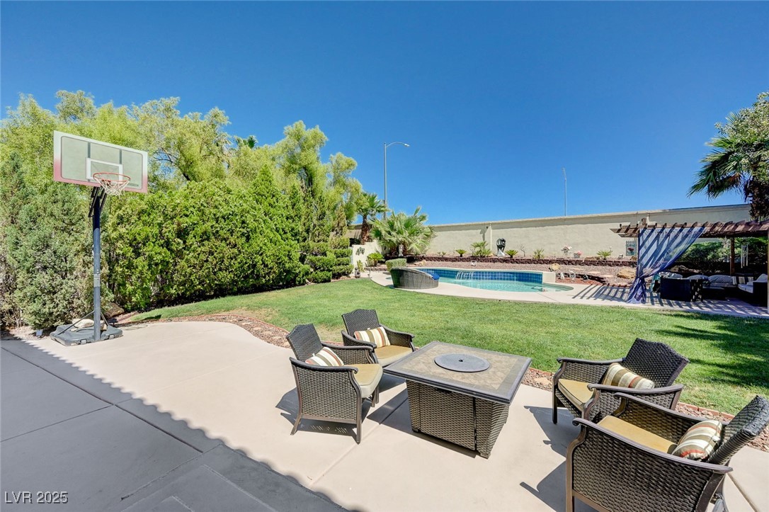 Photo 29 of 37, 8960 Lansberry Court