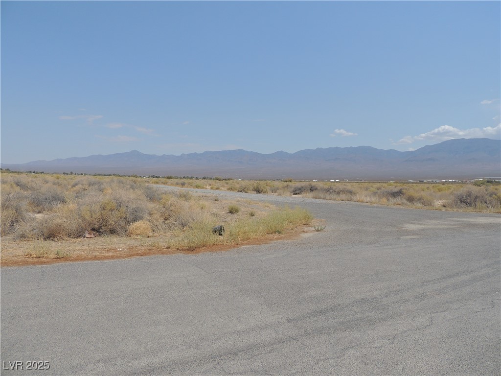 Photo 5 of 60 E Bonita Avenue