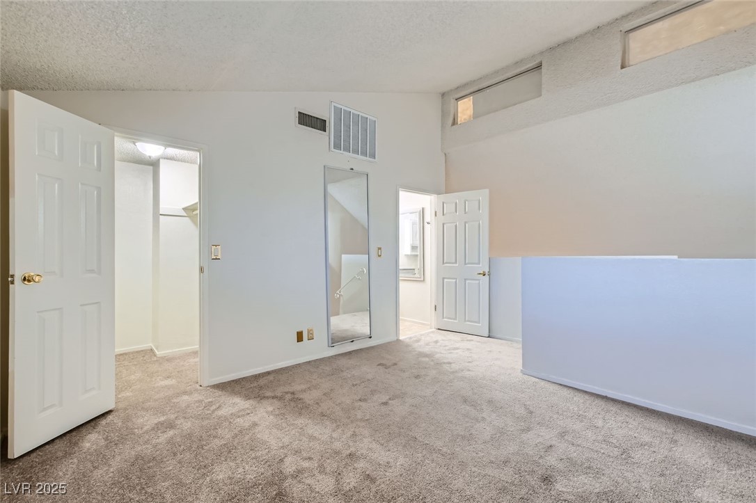 Photo 8 of 11, 5125 Gray Lane #B