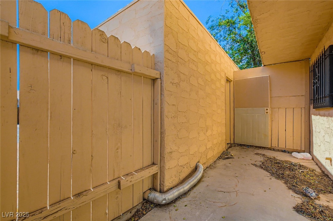 Photo 11 of 11, 5125 Gray Lane #B
