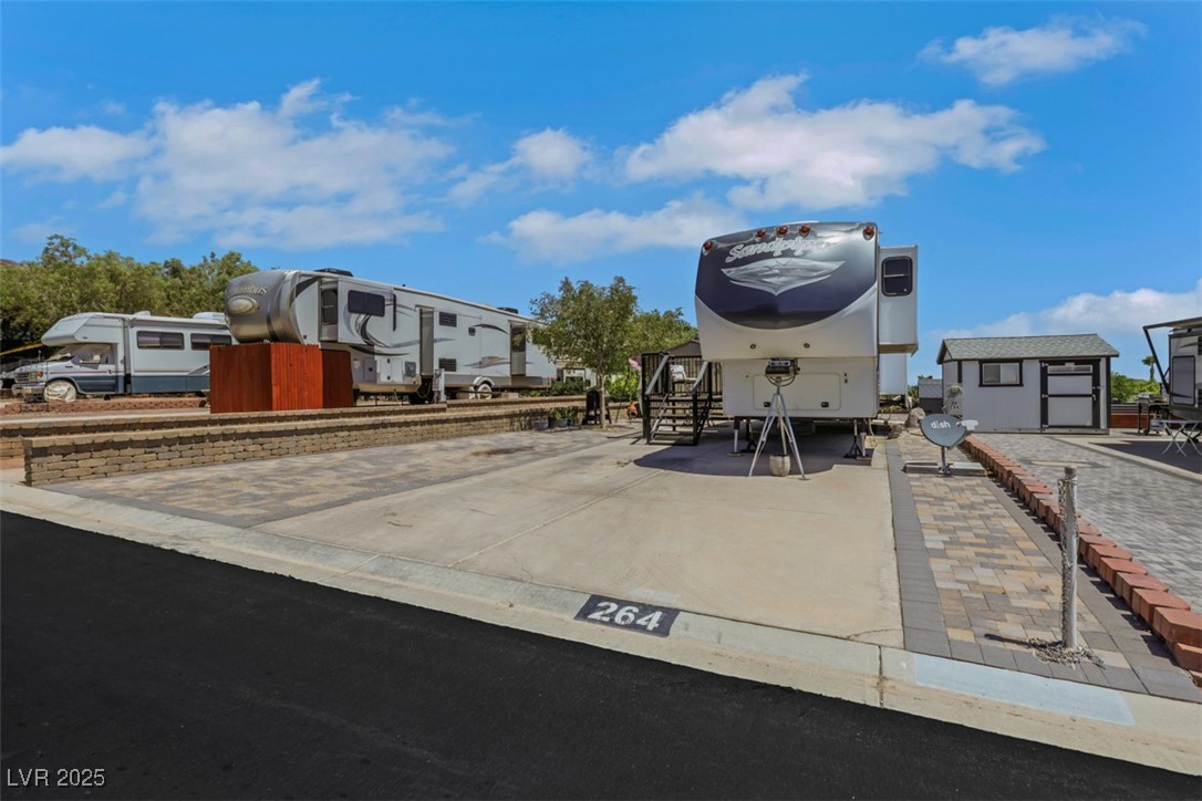 849 Robin Way, Boulder City