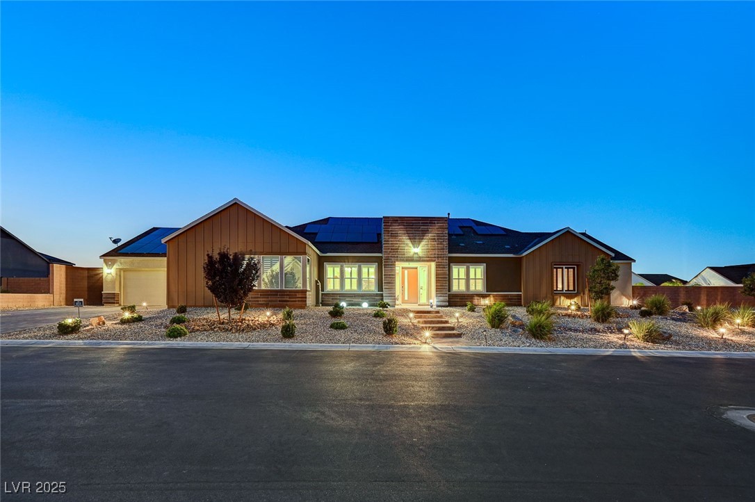 7590 Sky Horse Avenue, Las Vegas 89113