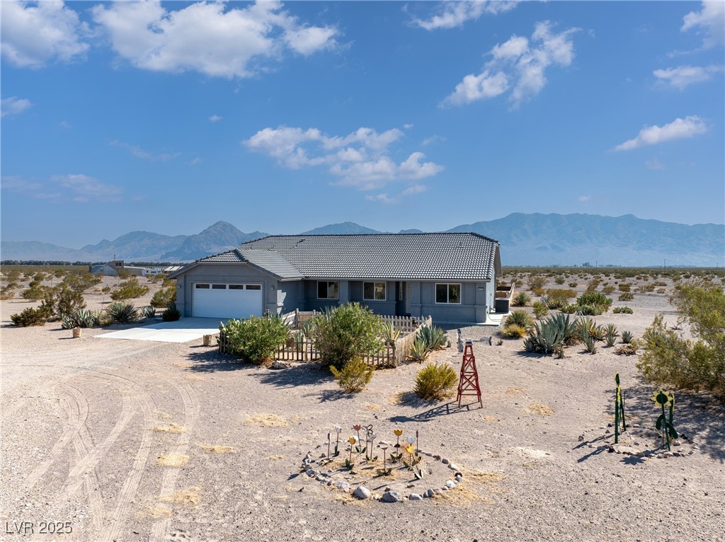Photo 8 of 52, 4153 W Panorama Street
