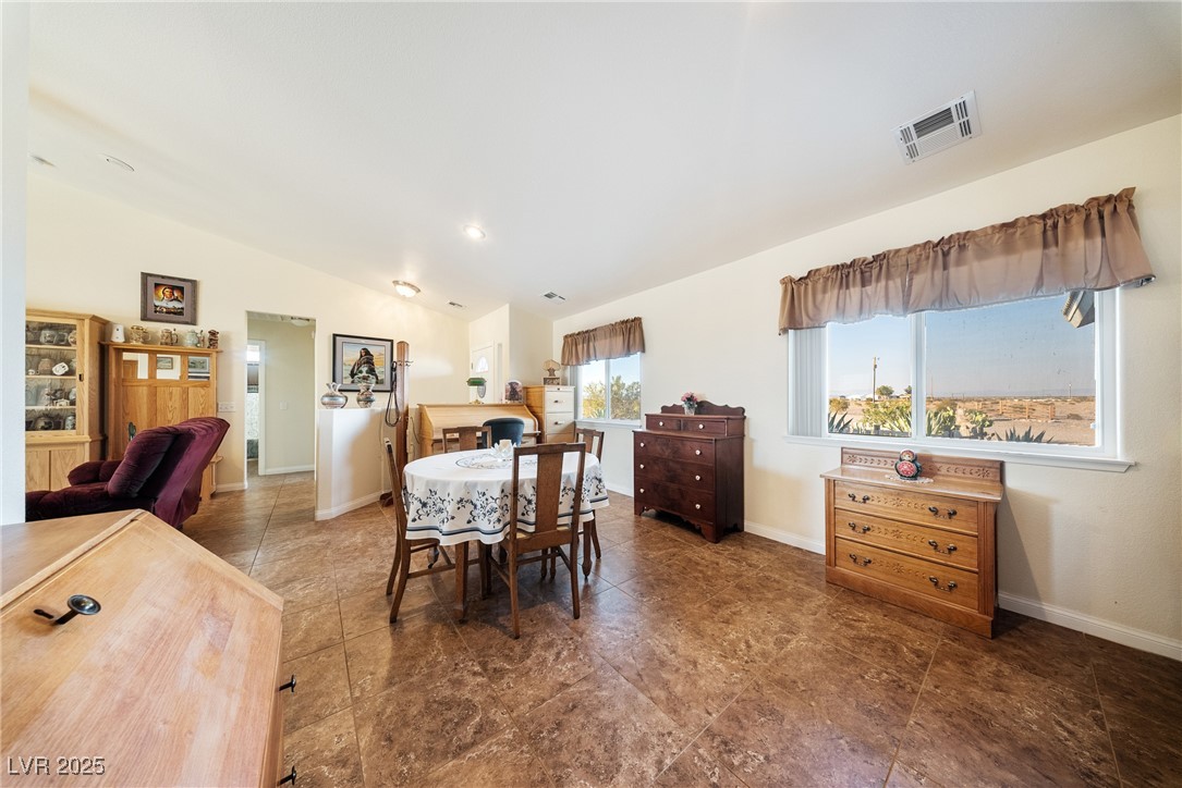 Photo 10 of 52, 4153 W Panorama Street