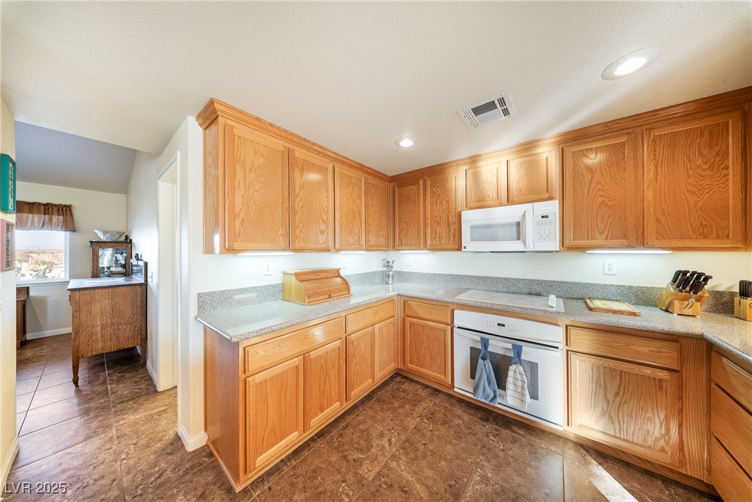 Photo 16 of 52, 4153 W Panorama Street