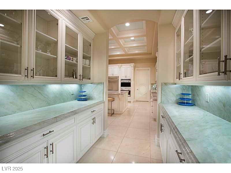 Photo 11 of 42, 1541 VILLA RICA DRIVE
