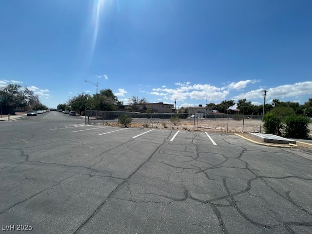 Photo 6 of 12, 3300 N Michael Way
