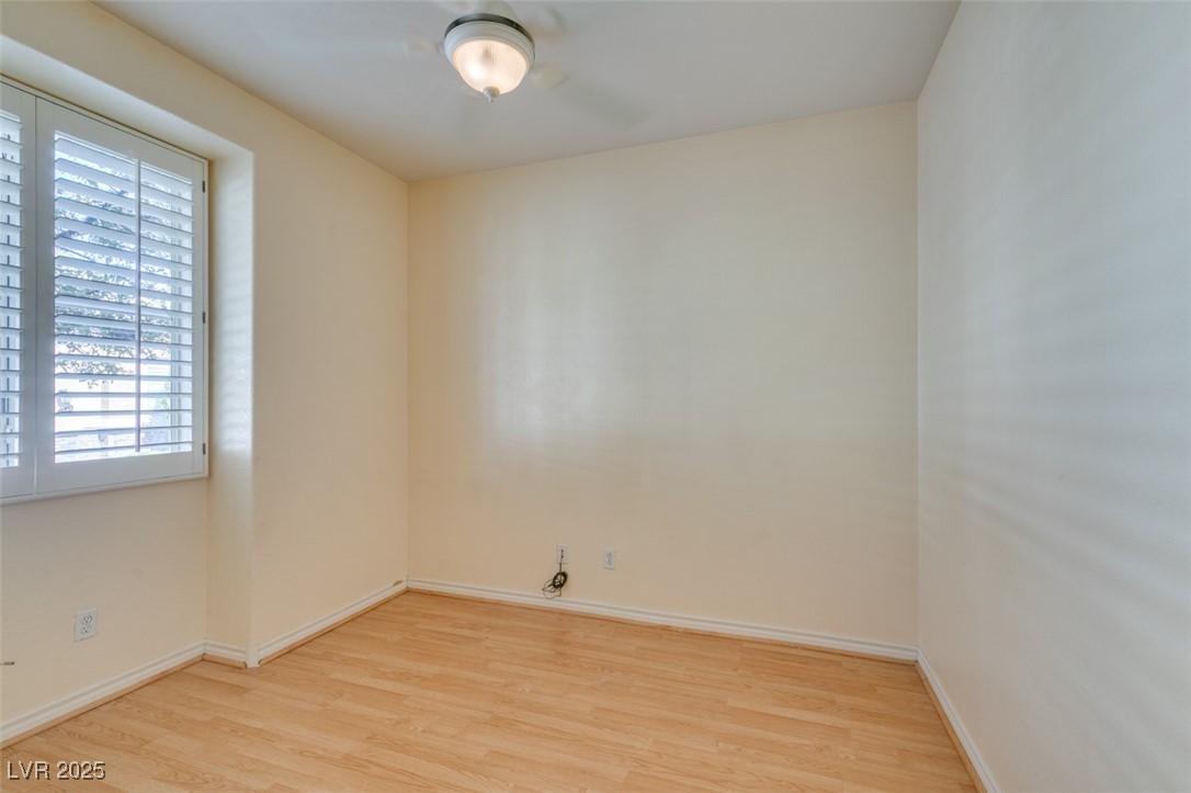 Photo 27 of 48, 1004 Collingtree Street