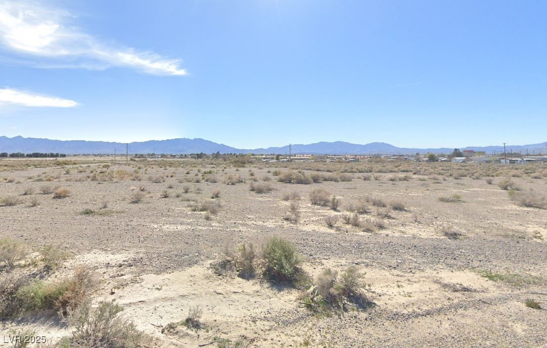 930 S Apache Street, Pahrump