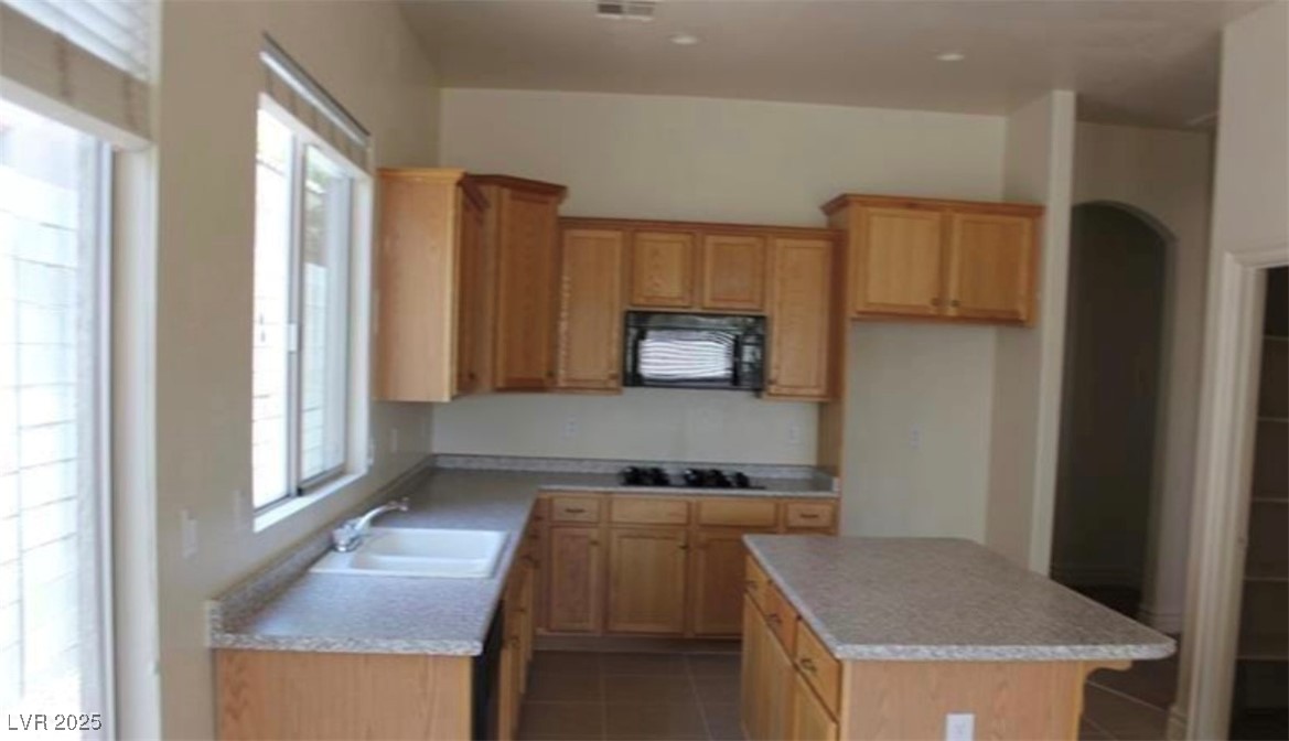 Photo 6 of 16, 10717 Refectory Avenue