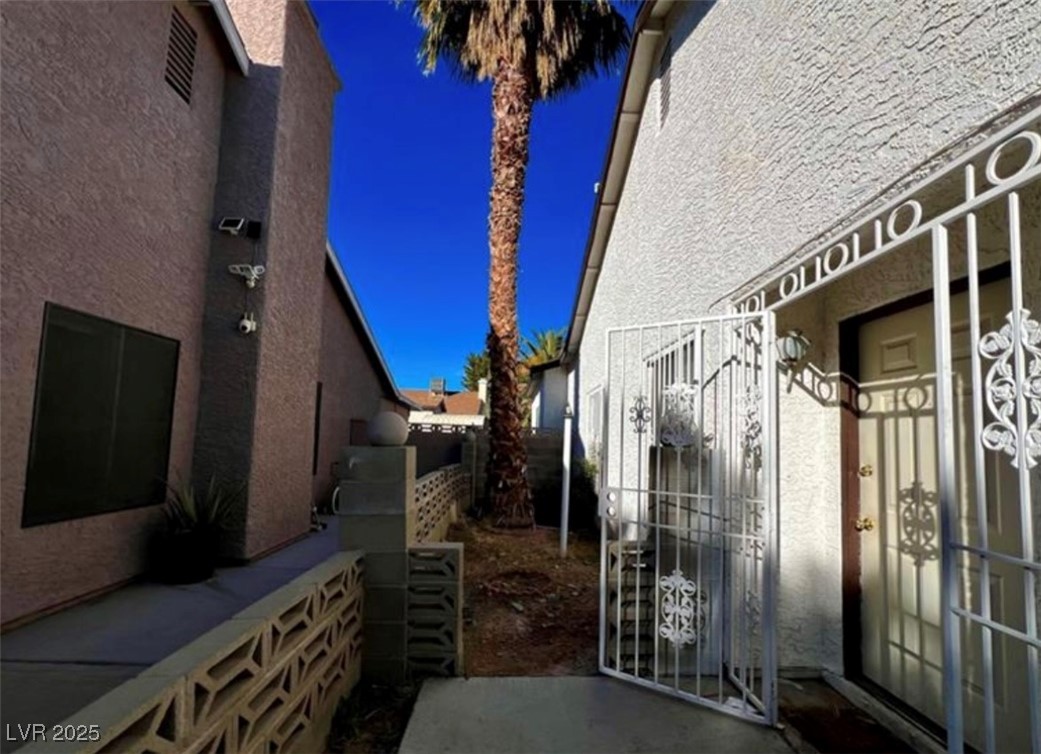 Photo 5 of 4224 Estaban Court