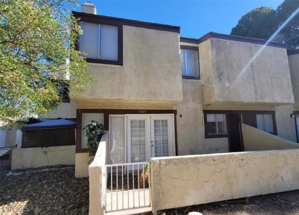 Photo 2 of 5049 Spencer Street #D