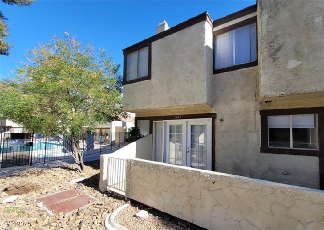Photo 4 of 5049 Spencer Street #D