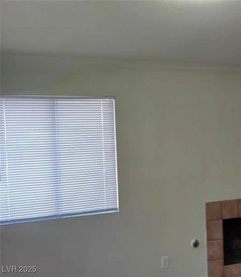 Photo 18 of 45, 5049 Spencer Street #D