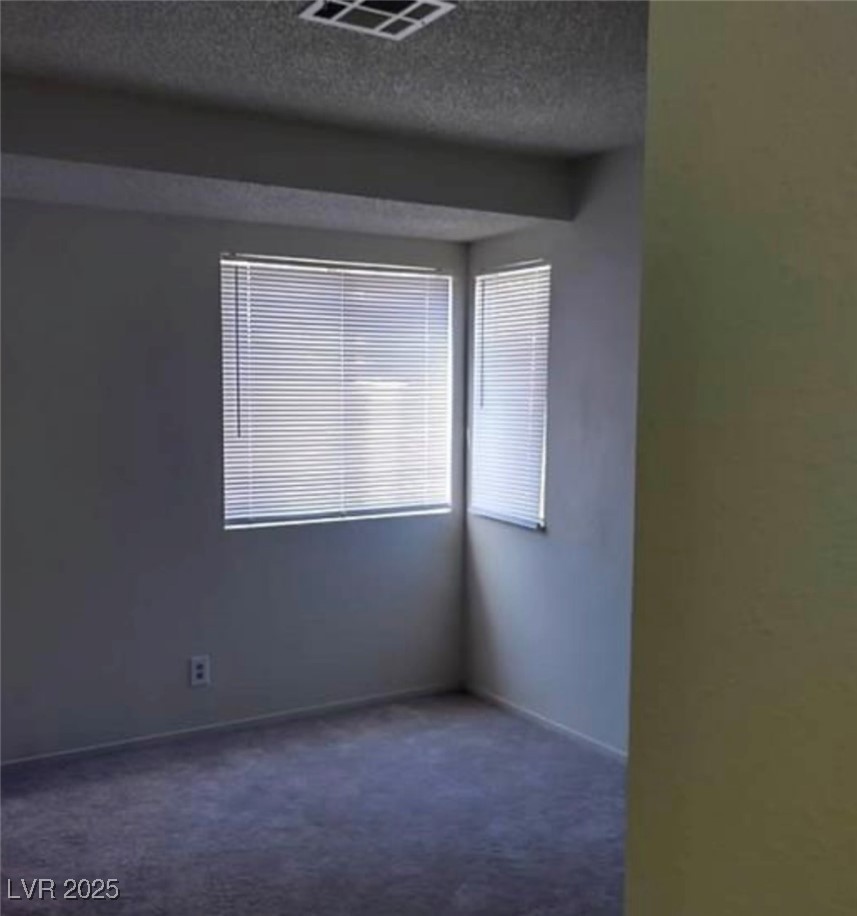 Photo 28 of 45, 5049 Spencer Street #D